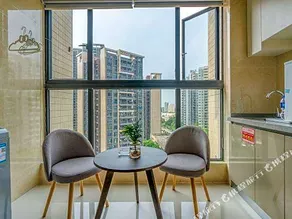 March Liu Theme Apartment - Image 2