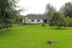 Navar House Bed & Breakfast - Image 4