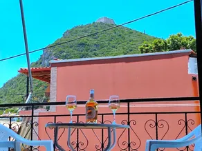 Studios Ioannou Parga - Image 5