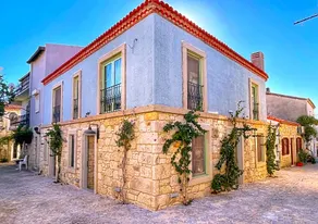 Dora Alacati - Image 2