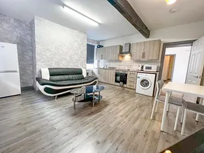 The Quayside Apartment Hotel - Image 2