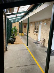 Lyndoch Hotel - Image 2