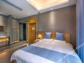 Yueming Xiaoyuan Hostel - Image 3