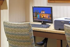 GRANDSTAY HOTEL & SUITES PELLA - Image 2