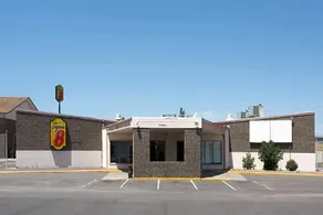 Super 8 by Wyndham Sterling CO - Image 2