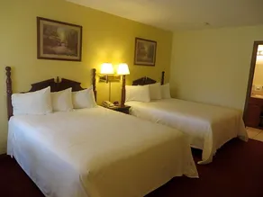 Honeysuckle Inn - Image 3