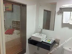 Yinyuan Business Hotel - Image 3