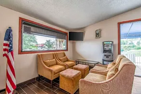 Rodeway Inn - Image 3