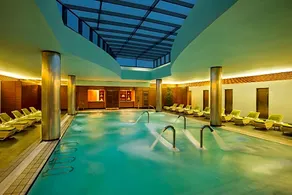 Hilton Kuwait Resort - Image 2