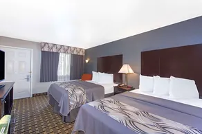 Days Inn by Wyndham Ennis - Image 2
