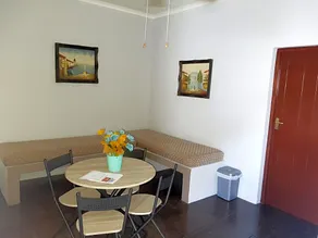 Flight Inn - Image 5