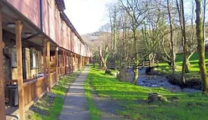 L & A Outdoor Centre - Image 2