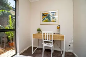Garr2 Peaceful 1BR Home near Canberra Hospital - Image 2