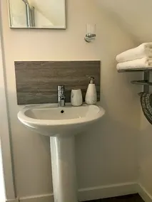 Daedalus Bed & Breakfast - Image 3