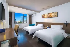 Microtel By Wyndham Kunming City Center - Image 2