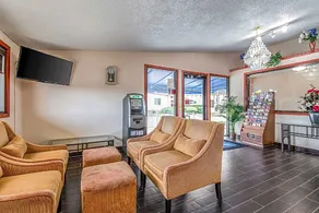 Rodeway Inn - Image 2