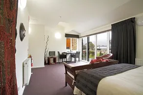 Oaks Lake Crackenback Resort - Image 3