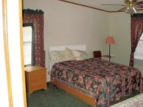 Comfort Green Motel - Image 5