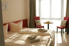 Landhotel Kräuterbergl Kreischa - Image 2