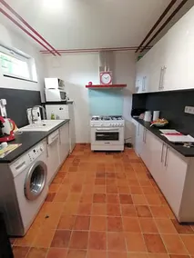 Au milieu d'un jardin fleuri - Image 2