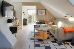 Pink House Room#1 Stockholm - Image 3