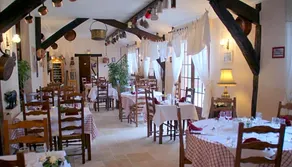 Logis Hotel Le Vieux Fusil - Image 4