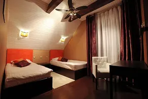 Filin House - Image 2