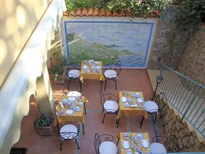 Bed & Breakfast La Dimora Di Alfonso - Image 5