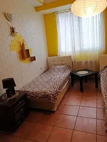 GR - Image 3