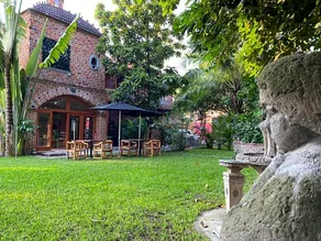 Etnico Local House - Image 2