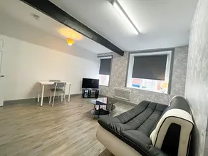 The Quayside Apartment Hotel - Image 3