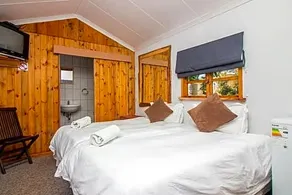 Orchards Bed & Breakfast - Image 5