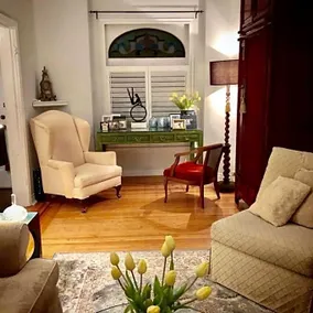 Grey Gardens Hamilton - Image 3