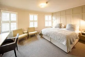 Les Douvres Hotel - Image 4