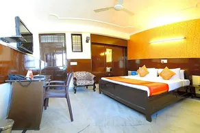 Airport Hotel Olive & Blue - Image 2