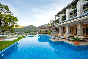 Melanippe Relaxing Hotel - Image 2