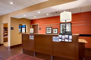 Hampton Inn By Hilton Magnolia - Image 3