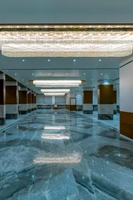 Hotel Four Season - Image 4
