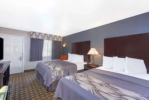 Days Inn by Wyndham Ennis - Image 5