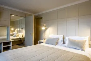 Les Douvres Hotel - Image 5