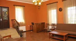 Hotel Sweet Home - Image 4