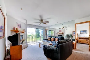 Two-Bedroom Lake Forest Condo 102C with Lake Views - Image 2