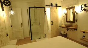 Lombera Apartamentos - Image 2