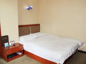 Tiny Jiangnan Hotel - Image 2