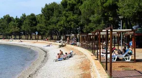 Apartments with a parking space Novigrad - 7049 - Image 5