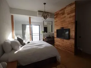 PENINSULA INN - Image 2