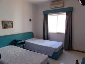 Hotel Armona - Image 5