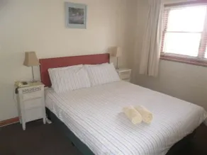 Australian Home Away @ Moonee Ponds - Image 2