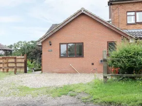 Deer Cottage - Image 1