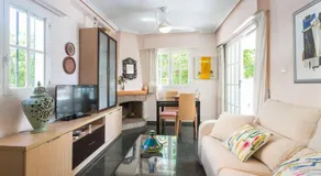 Fantastico apartamento con piscina - Image 3